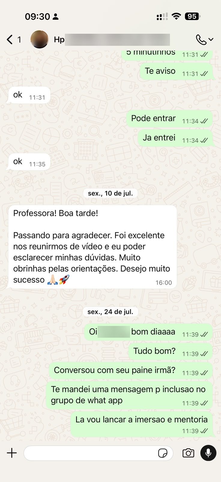 Conversa de WhatsApp: aluna agradece a reunião por vídeo em que pôde esclarecer suas dúvidas.